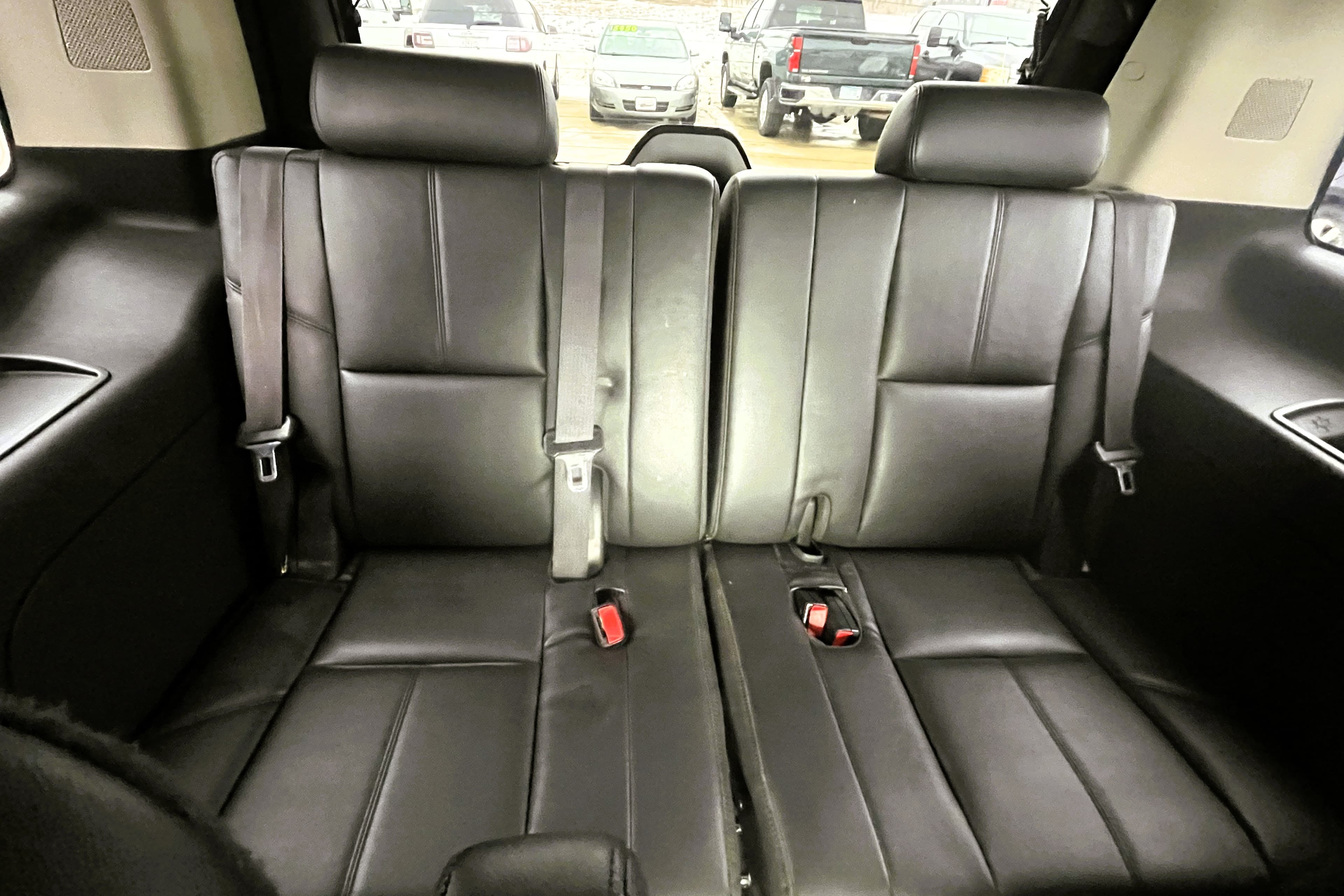 2009 Chevrolet Tahoe view 21