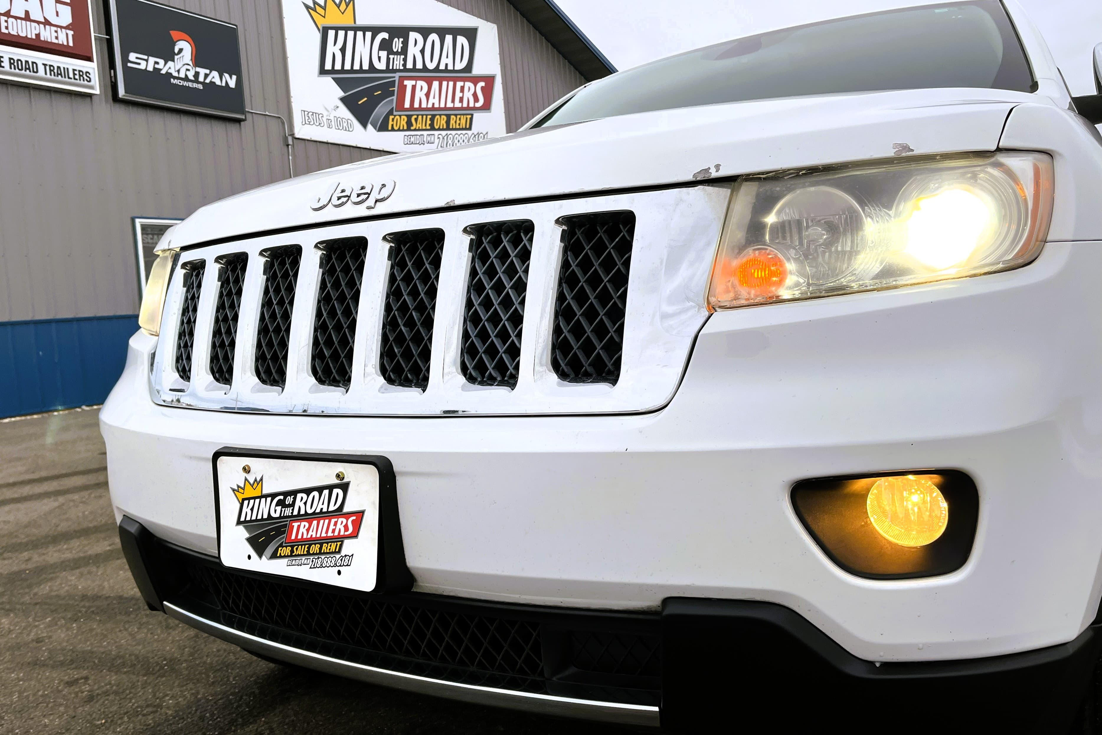2013 Jeep Grand Cherokee view 12