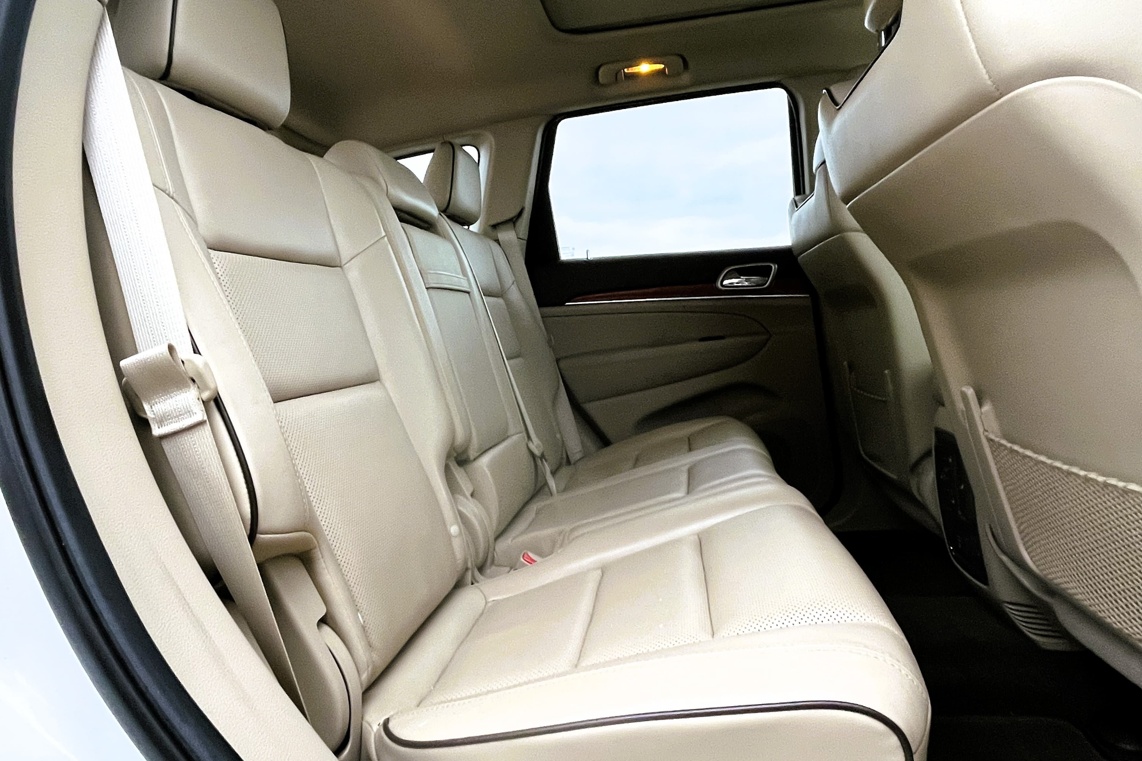 2013 Jeep Grand Cherokee view 16