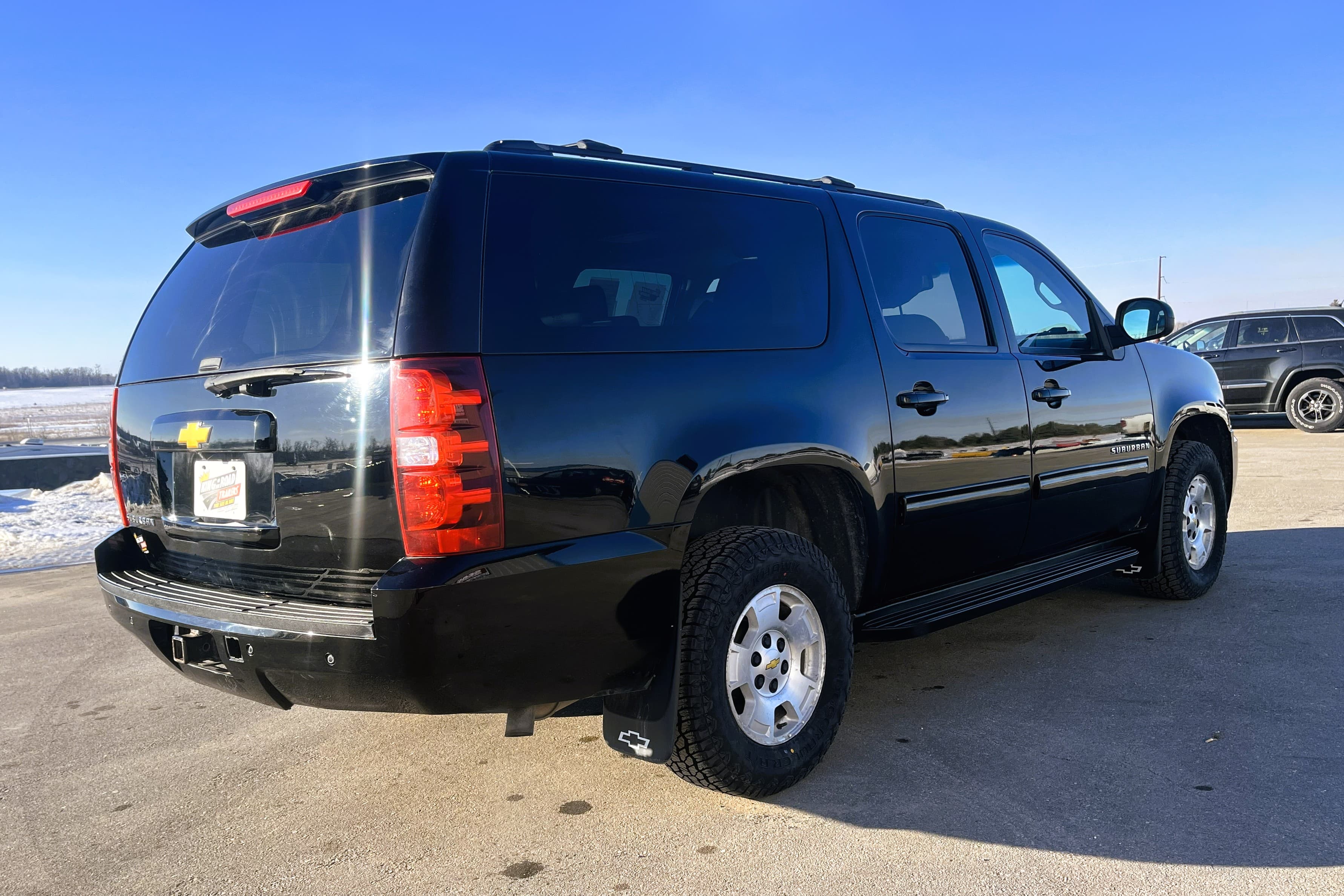 2014 Chevy Suburban view 8