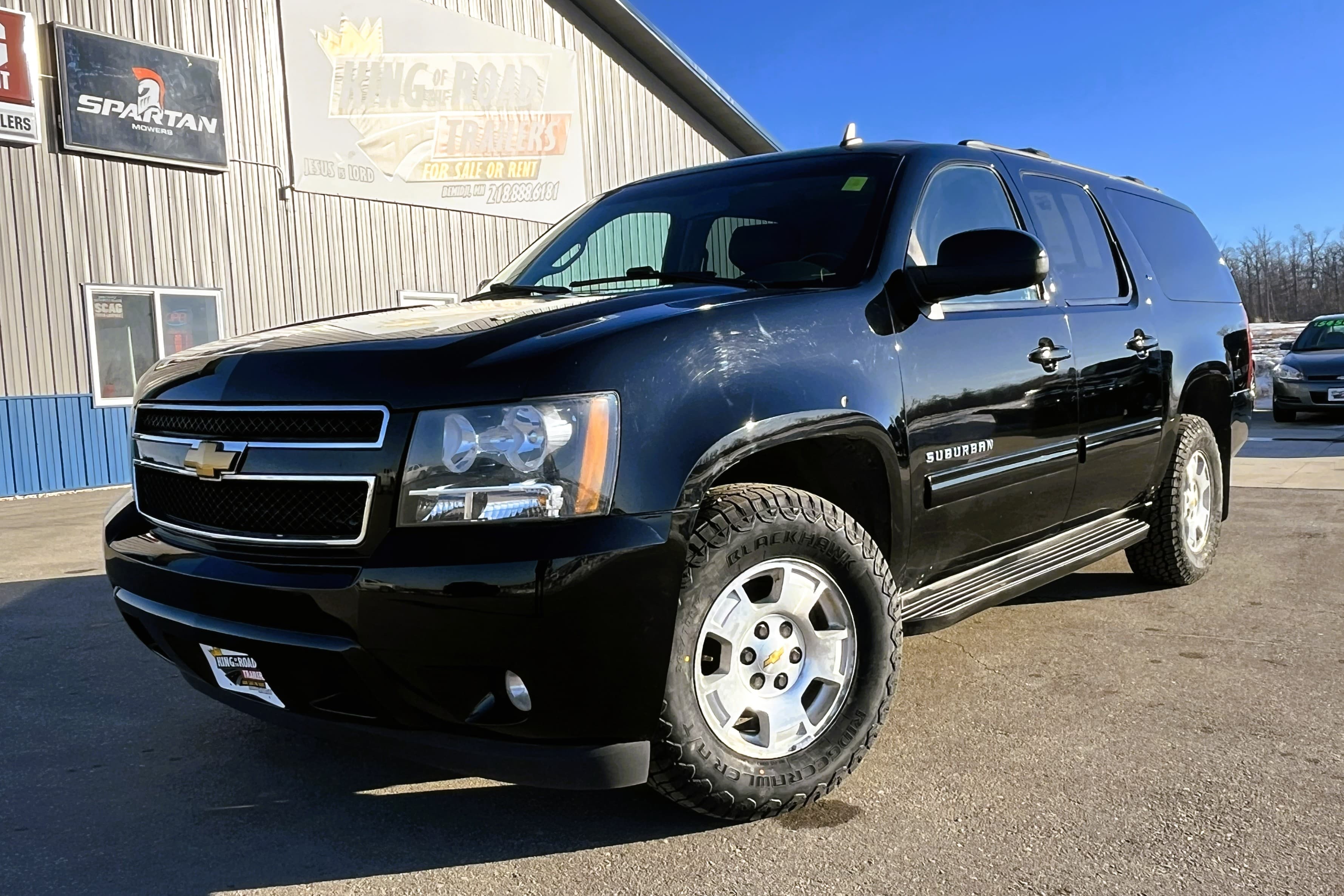 2014 Chevy Suburban view 2